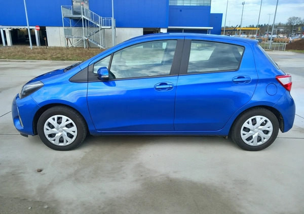 Toyota Yaris cena 59900 przebieg: 22000, rok produkcji 2020 z Szczecin małe 596